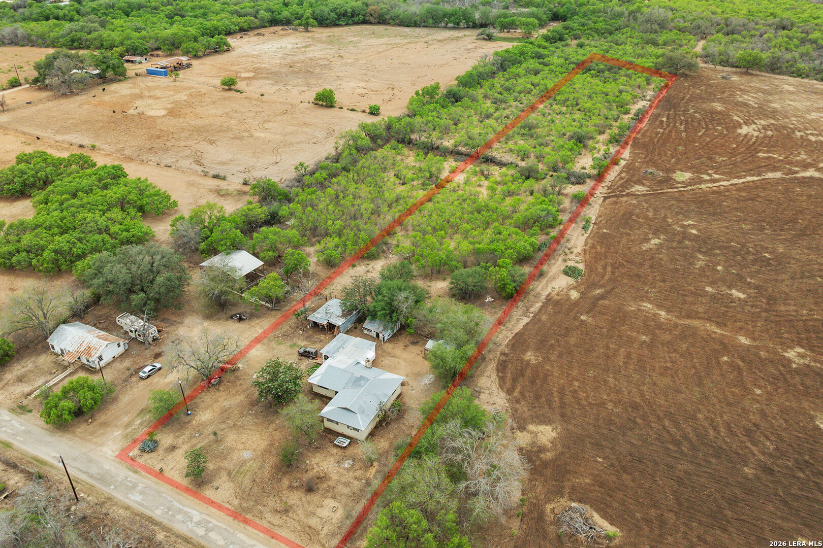 main property photo 31