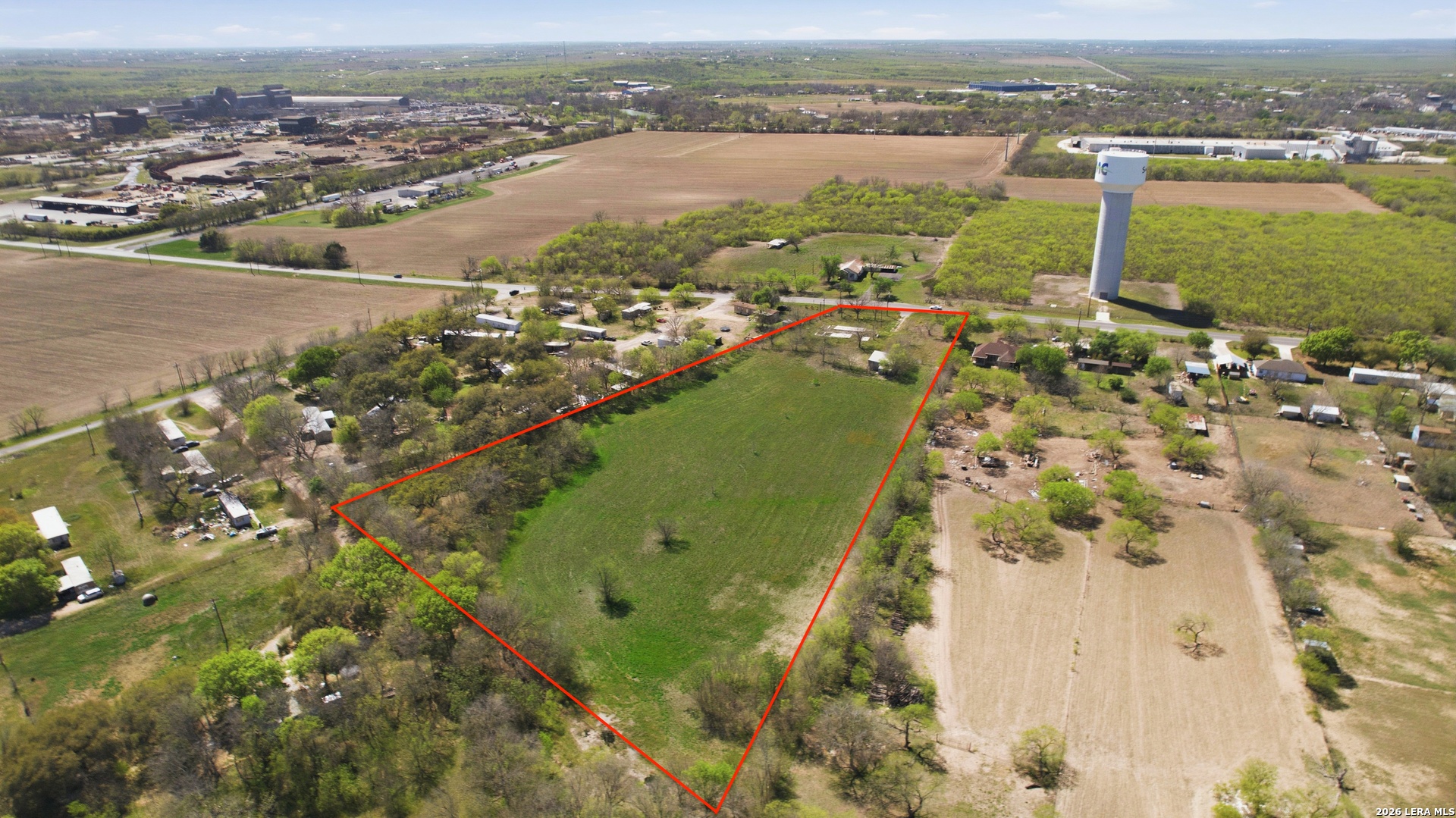 main property photo 9
