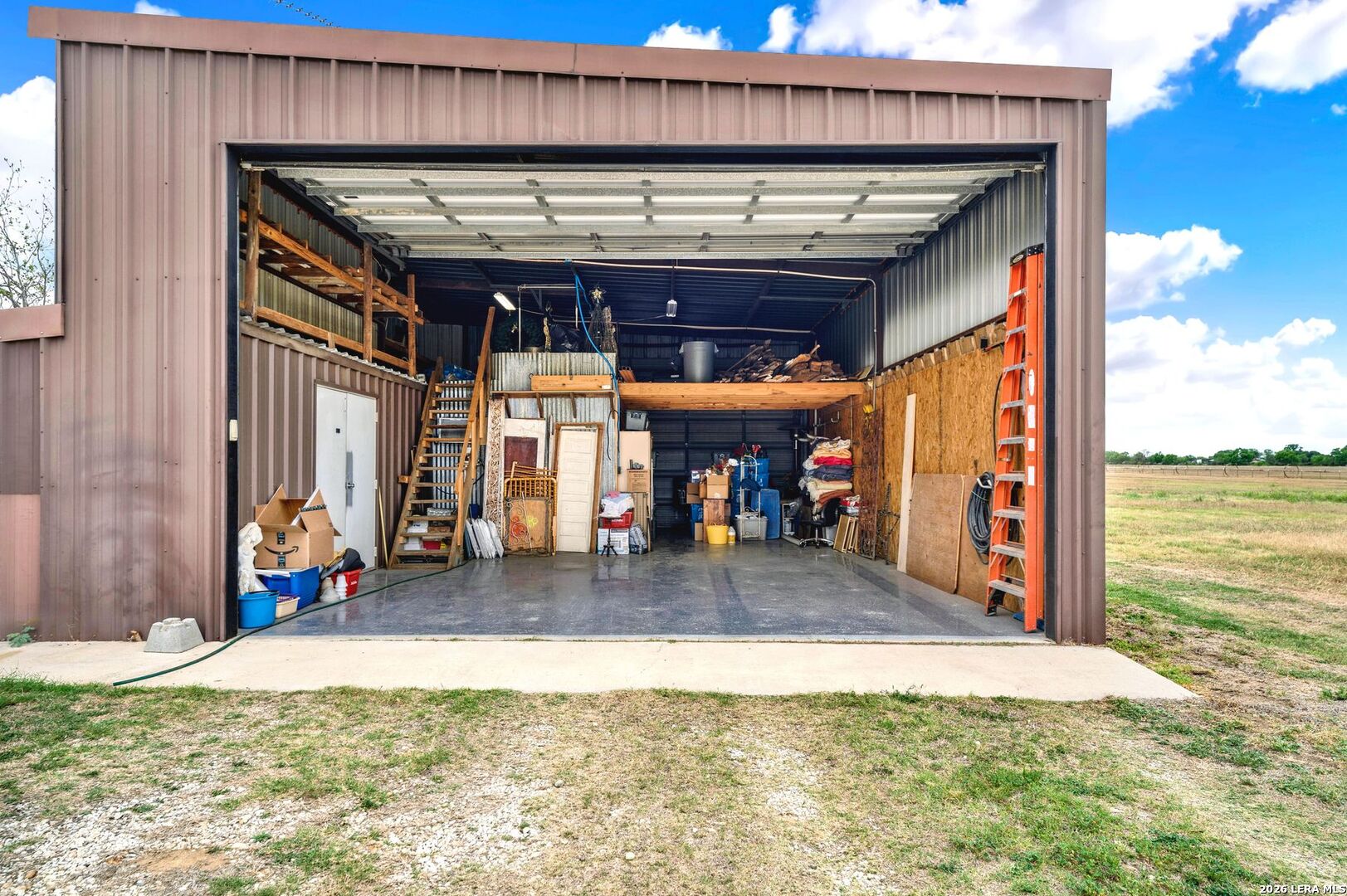 main property photo 45