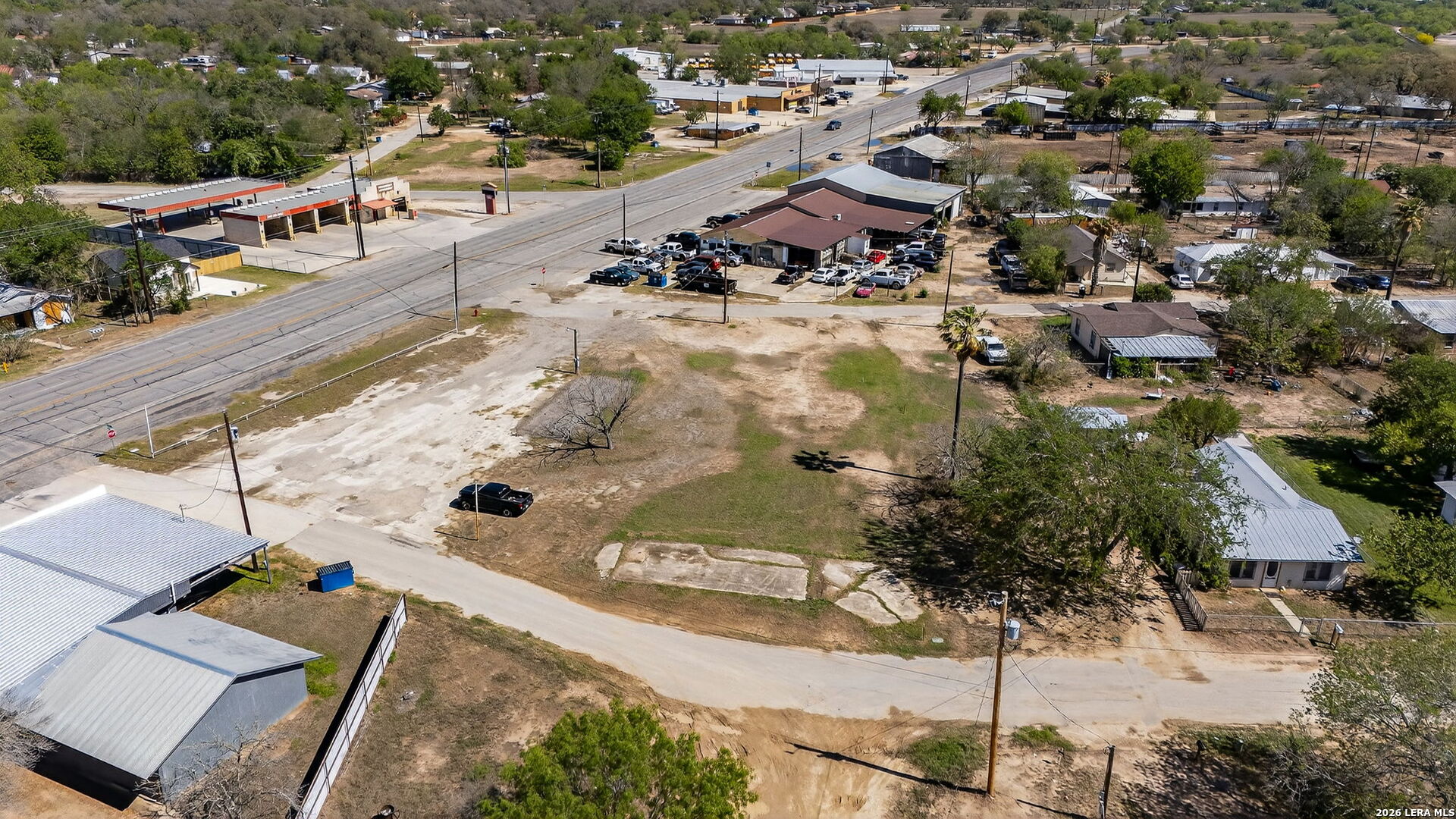 main property photo 14