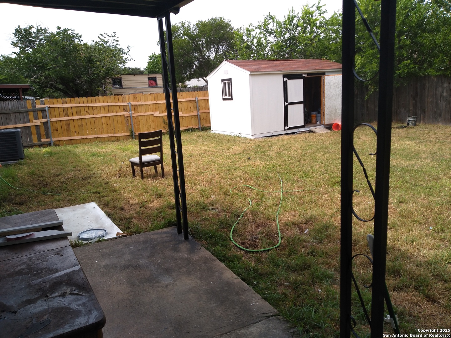 main property photo 11