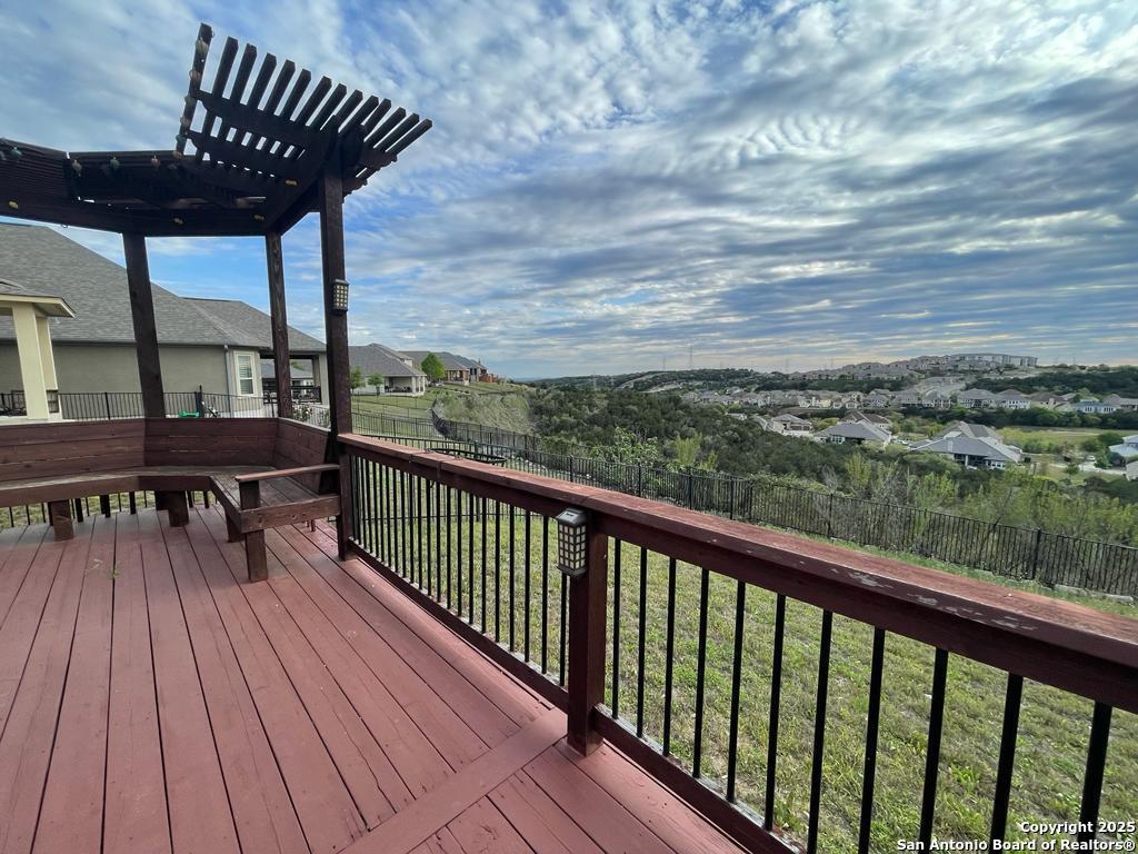 main property photo 22
