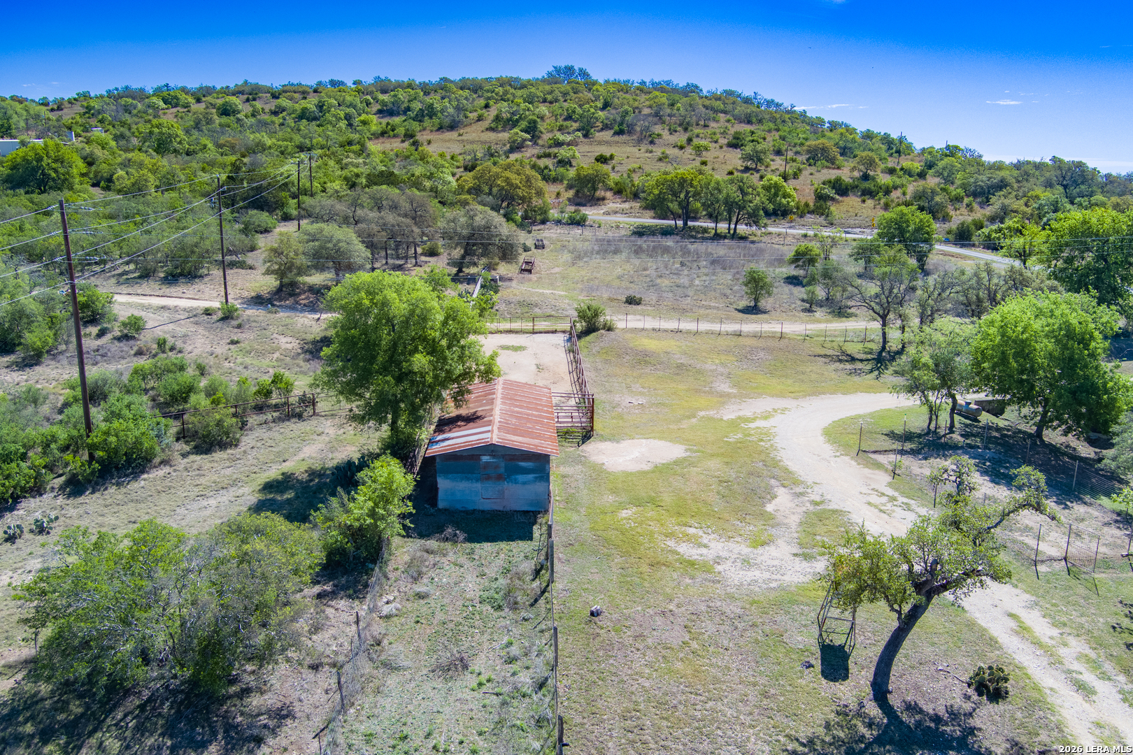main property photo 30
