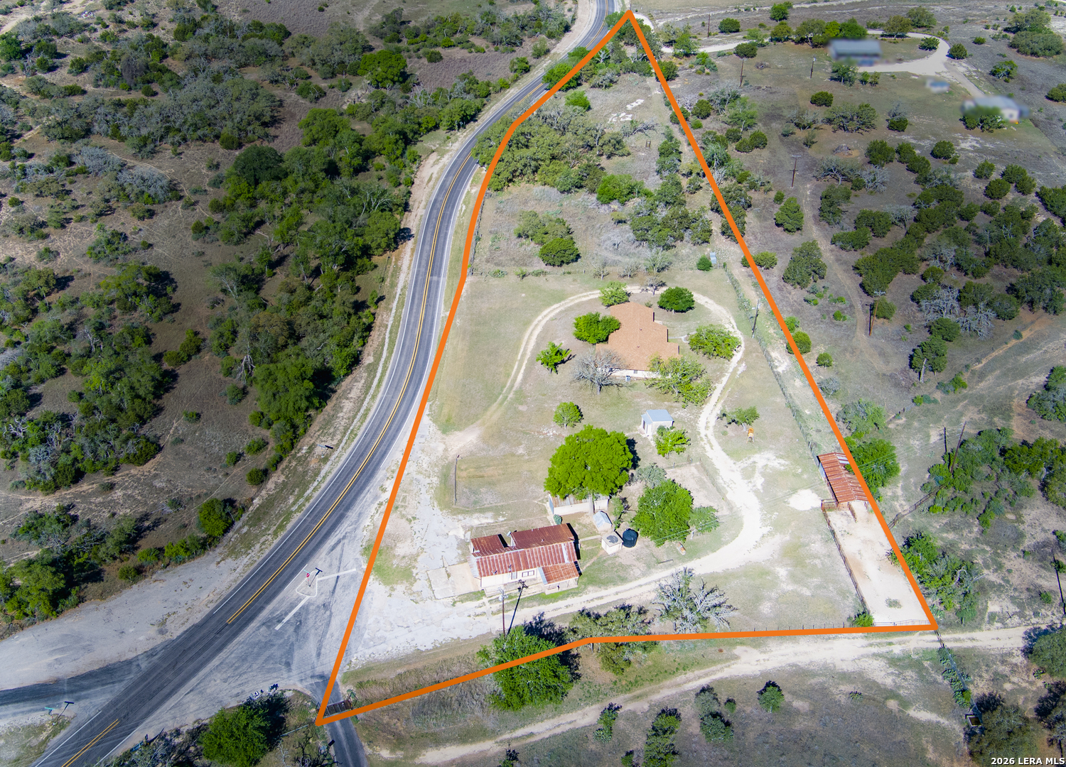 main property photo 4