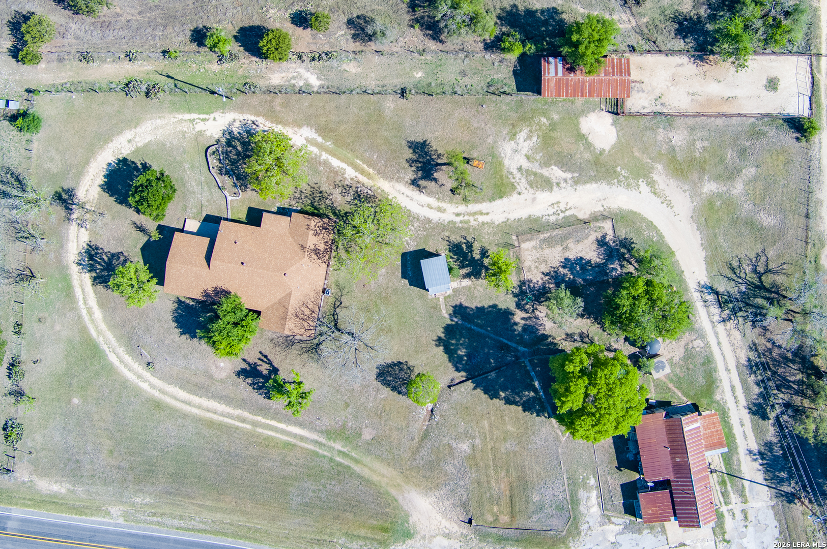 main property photo 5