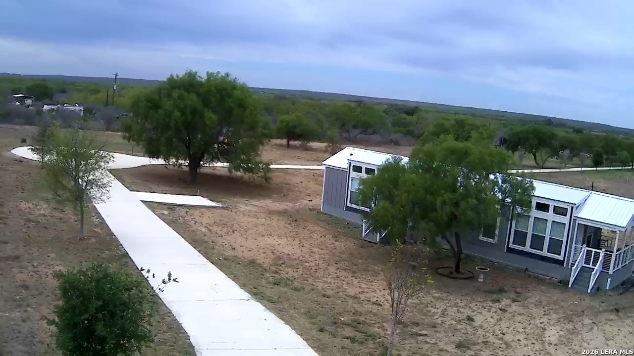 main property photo 36