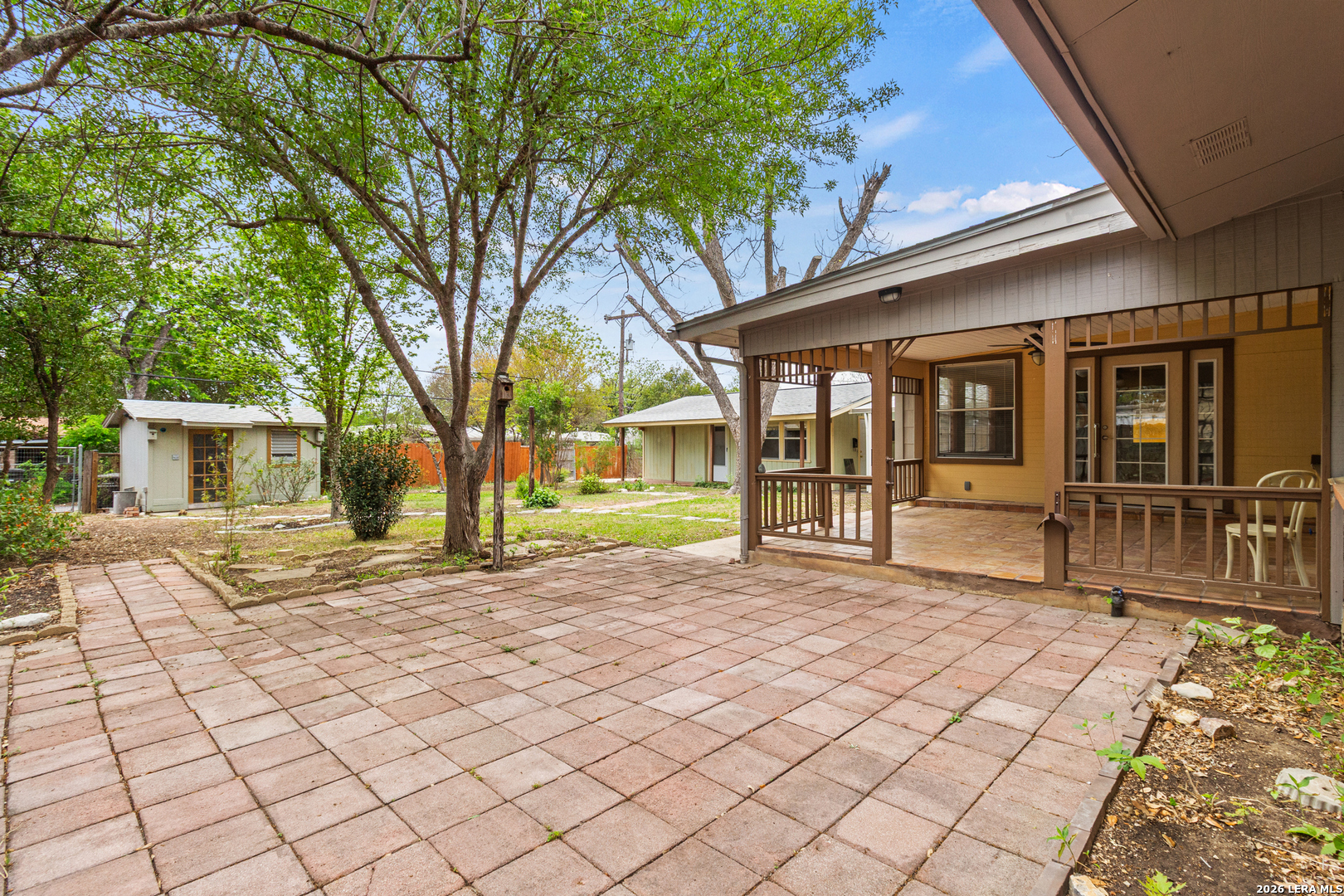 main property photo 15