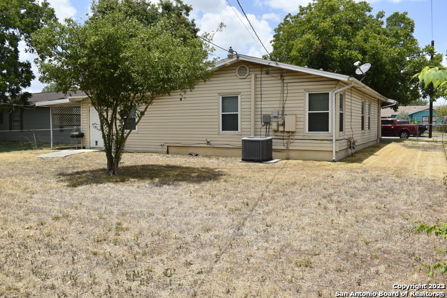 main property photo 9