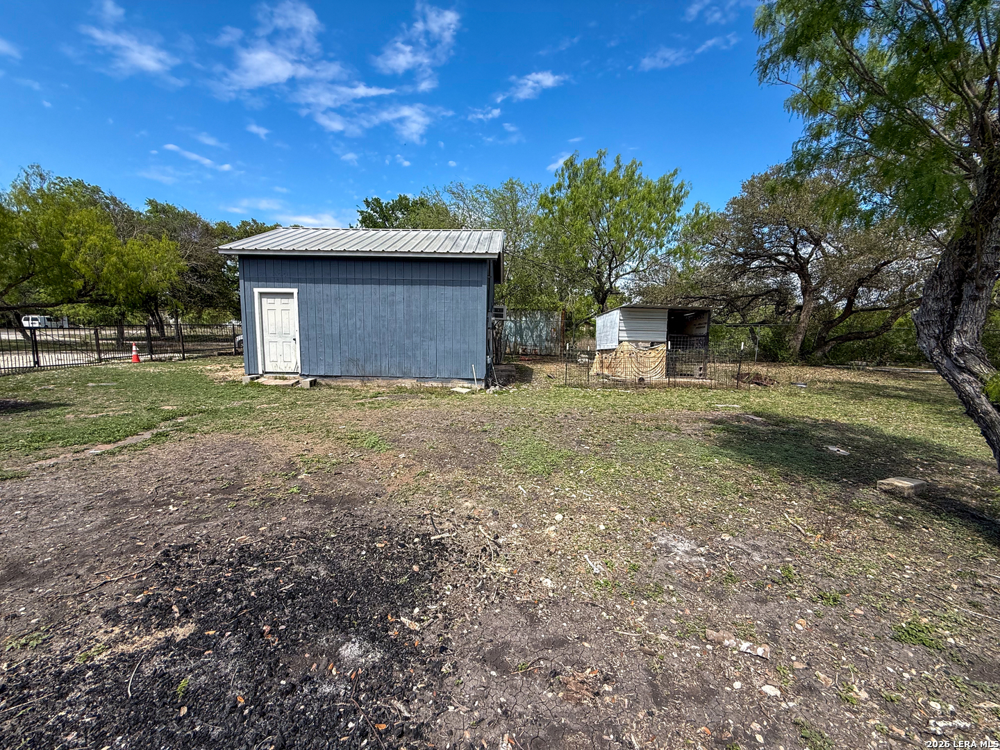 main property photo 26