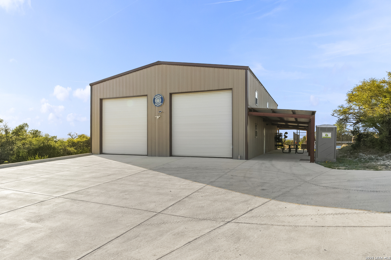 main property photo 44