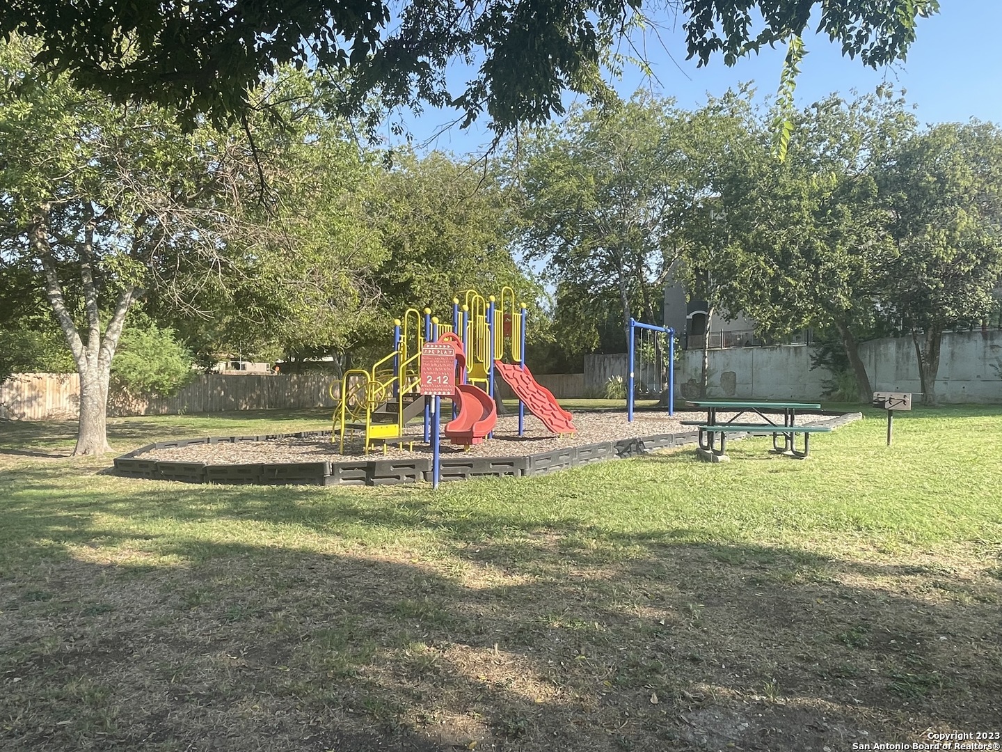 main property photo 35