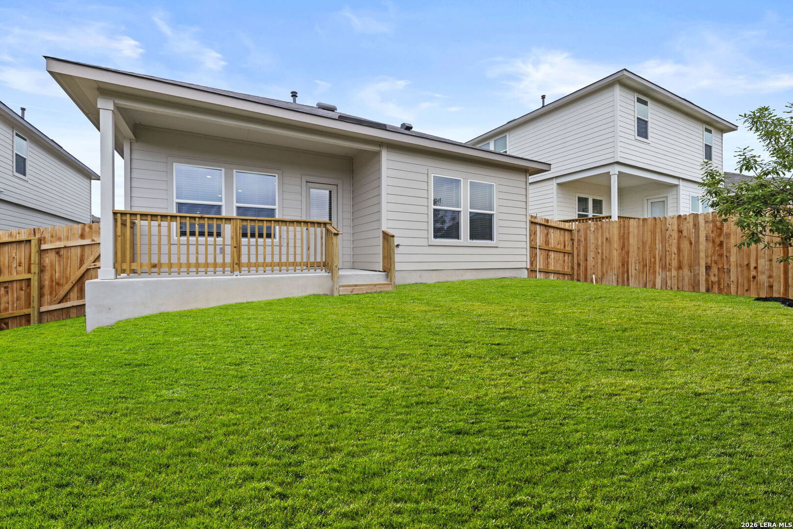 main property photo 25