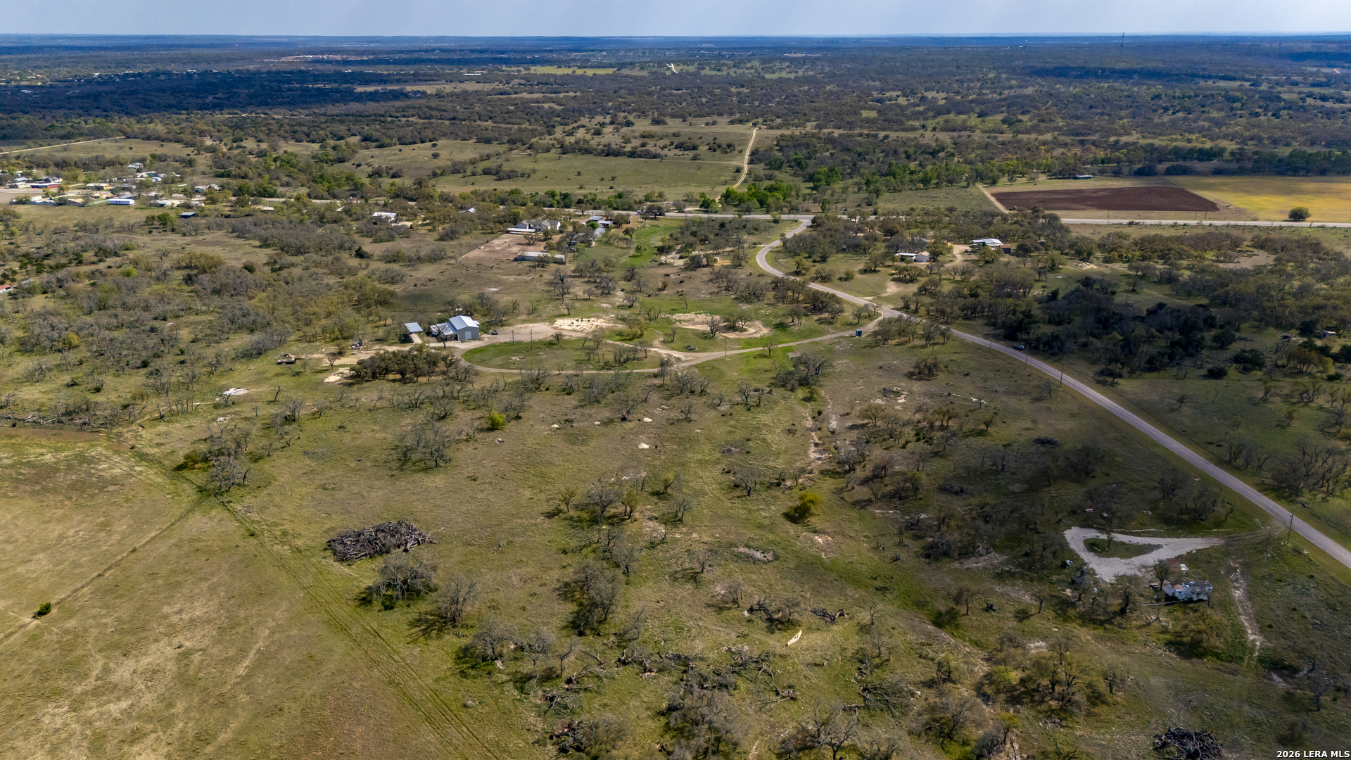 main property photo 11