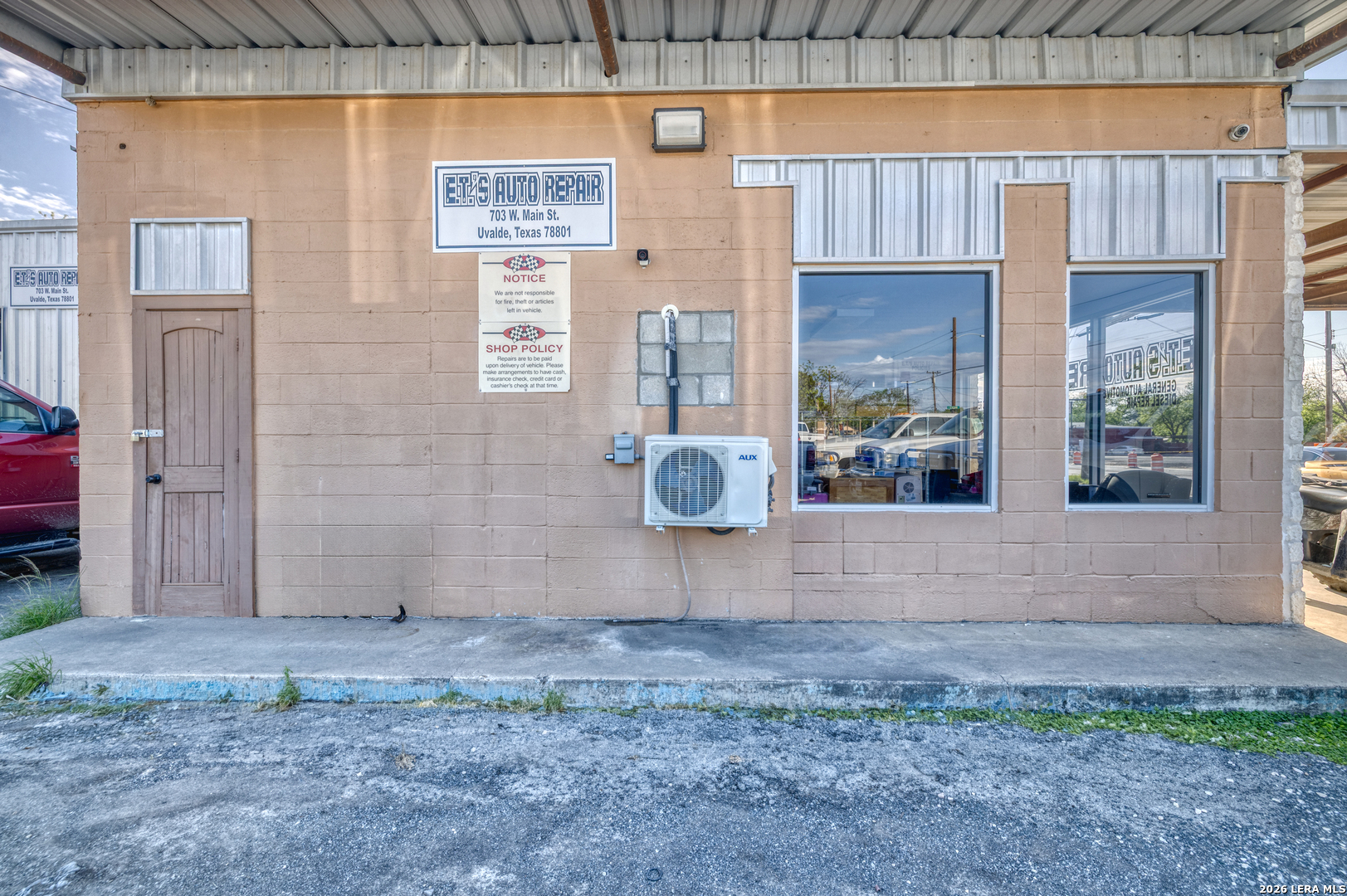 main property photo 22
