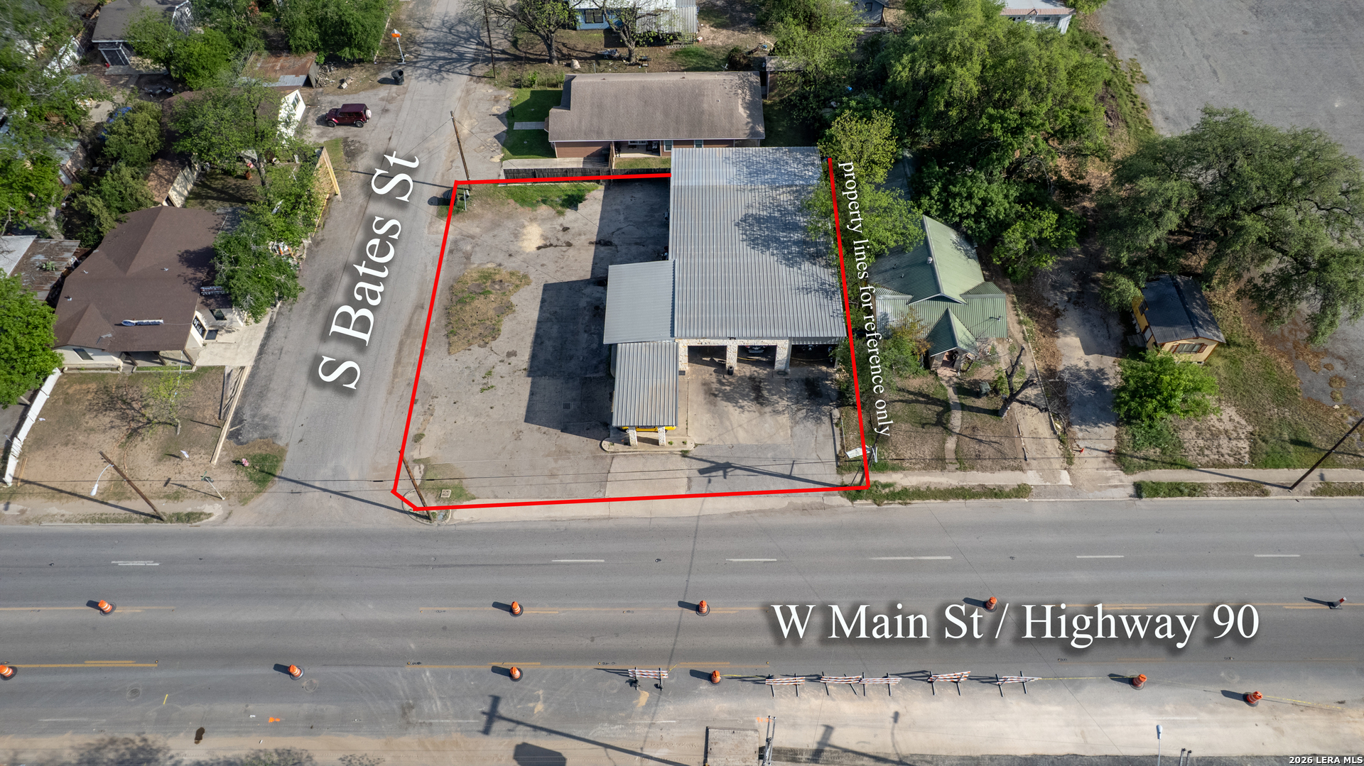 main property photo 29