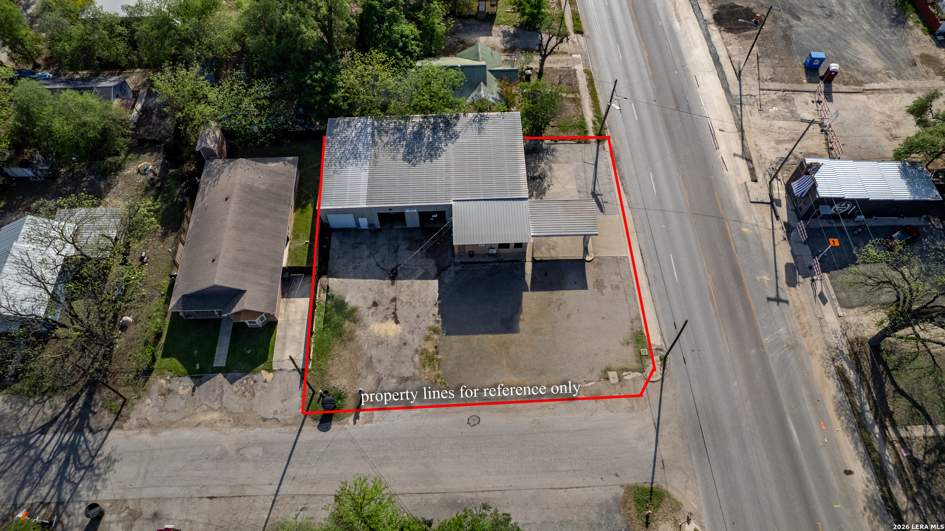 main property photo 30