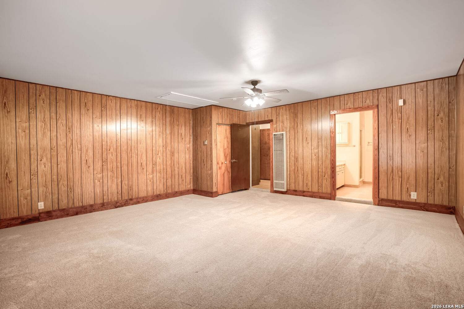 property viewer photo 18