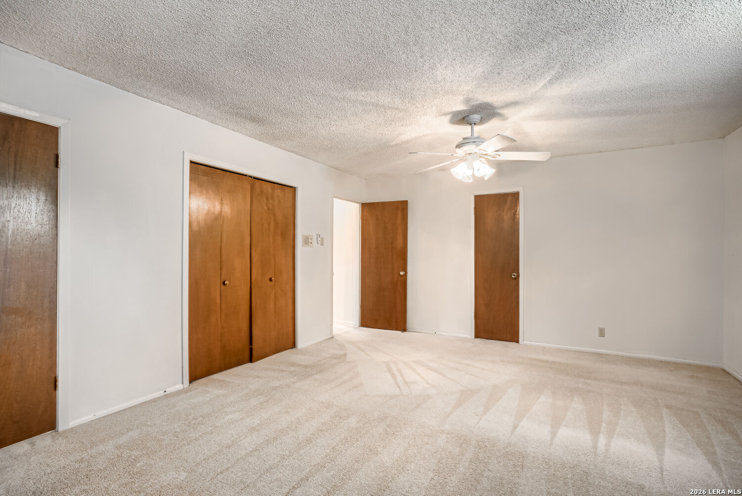property viewer photo 20