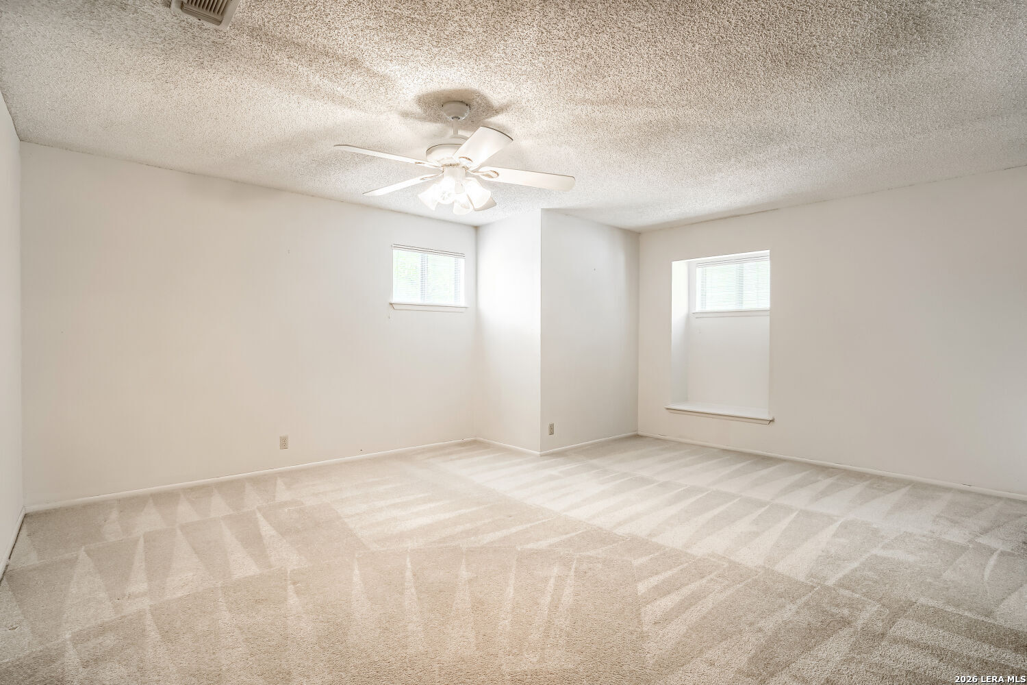property viewer photo 21