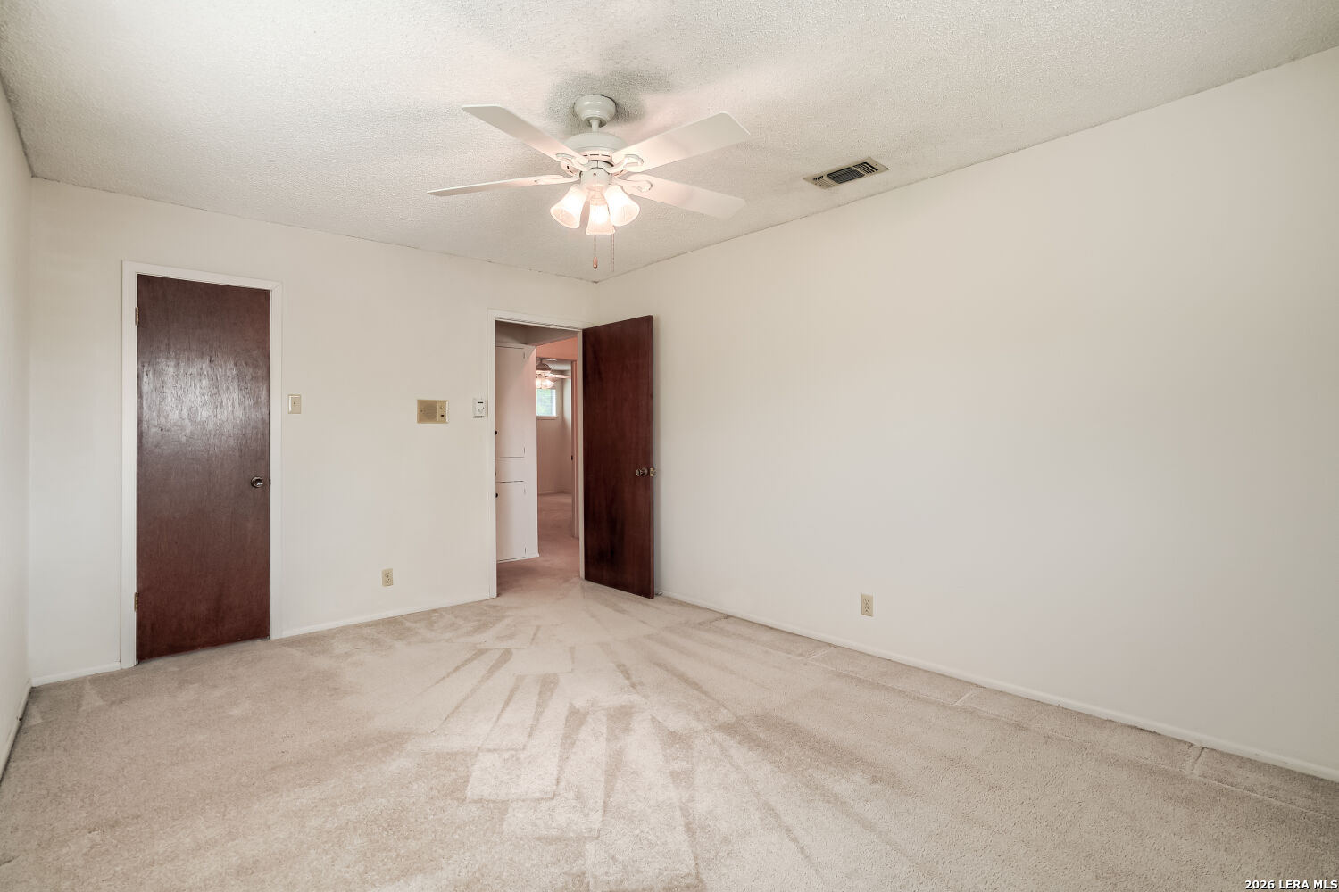 property viewer photo 22