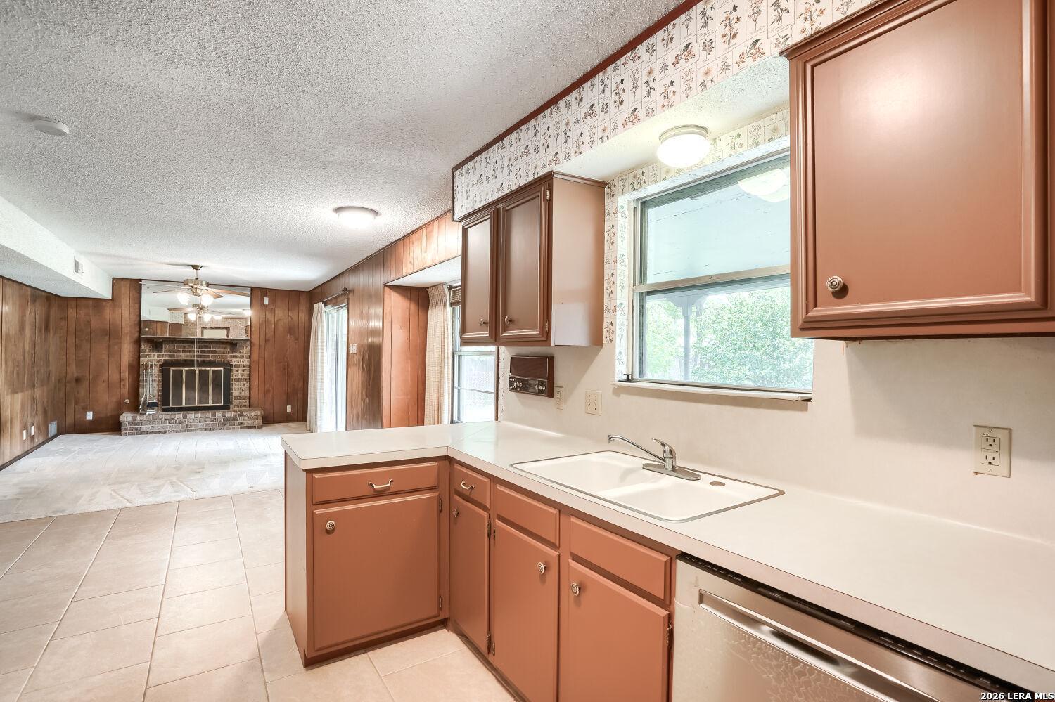 property viewer photo 5