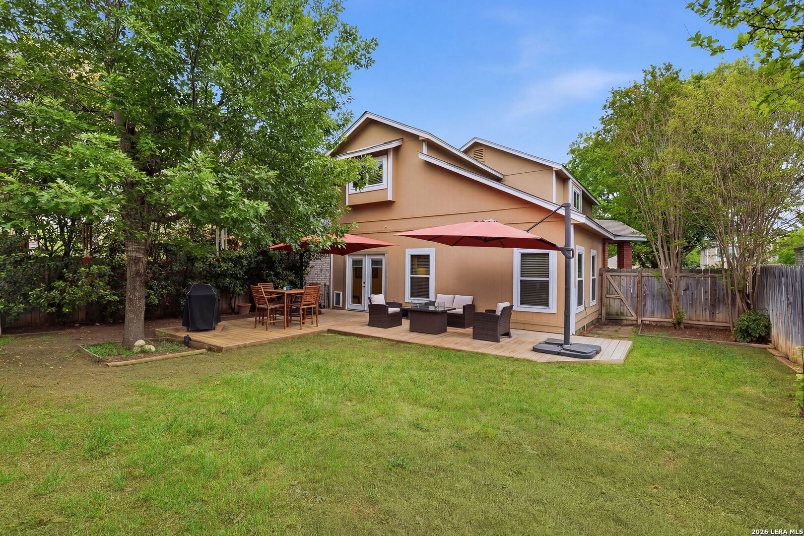main property photo 23