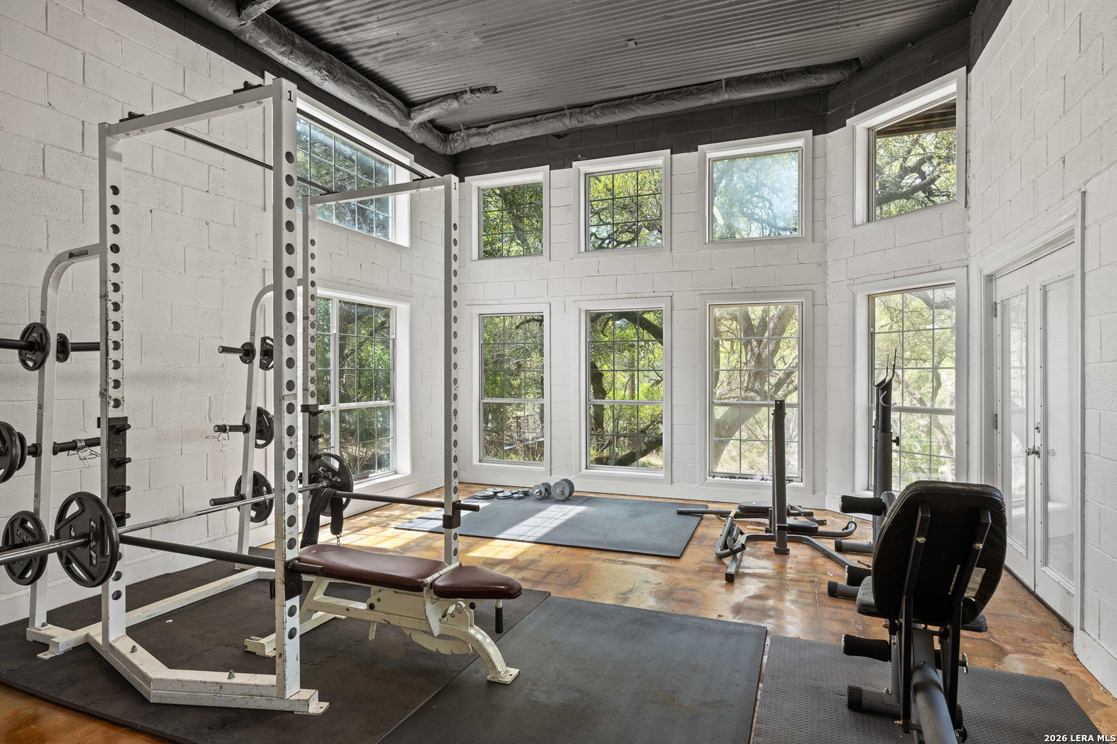 main property photo 24