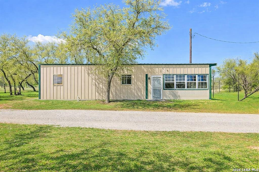 main property photo 20
