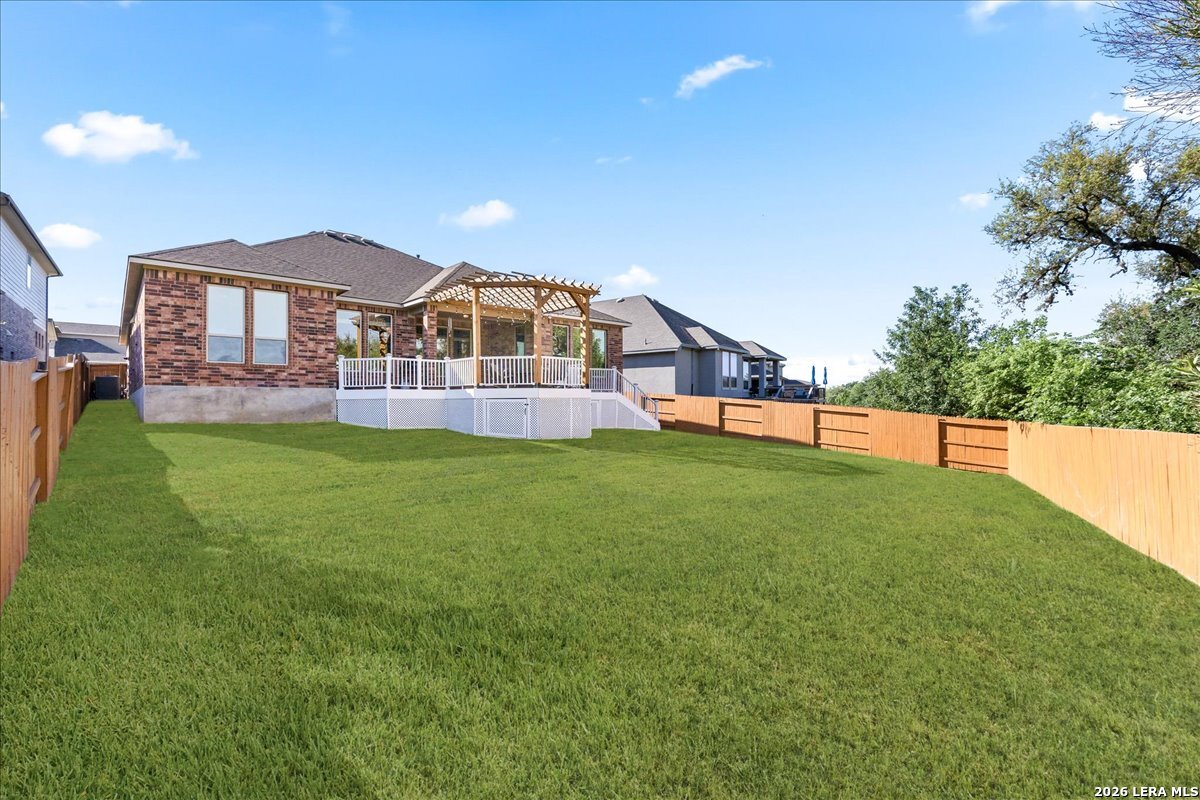 main property photo 32