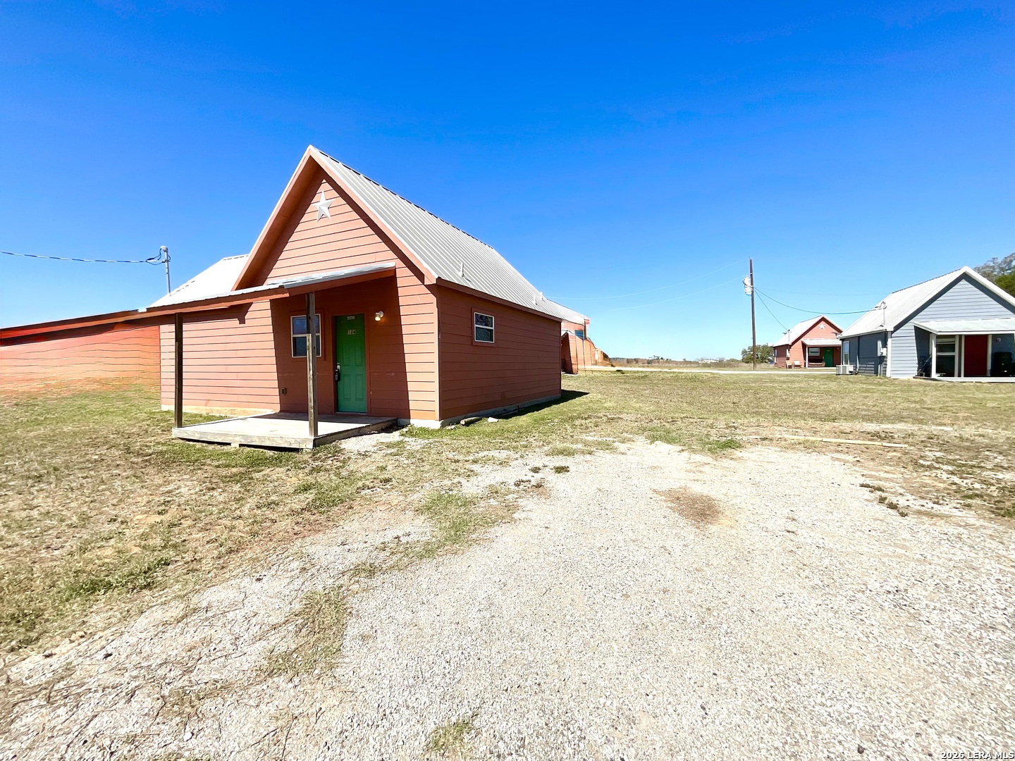 main property photo 2