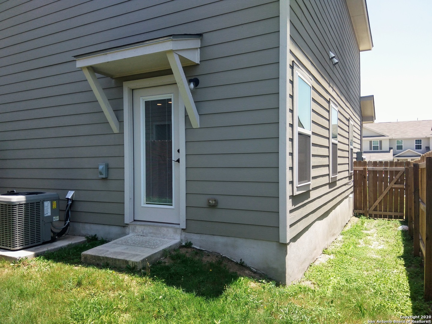 main property photo 42