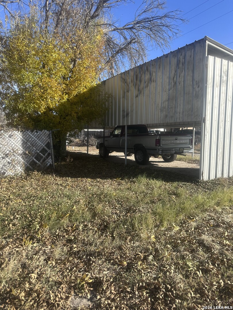 main property photo 9
