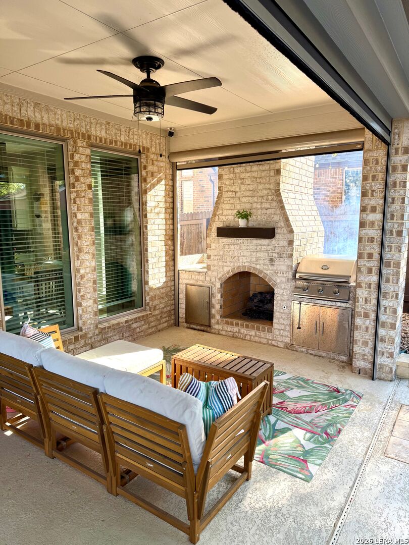 main property photo 40