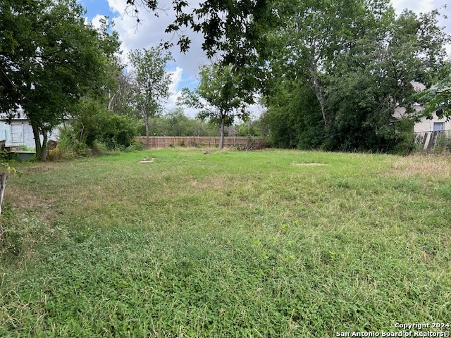 main property photo 13