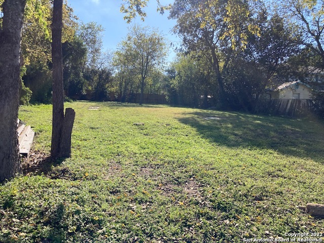 main property photo 14