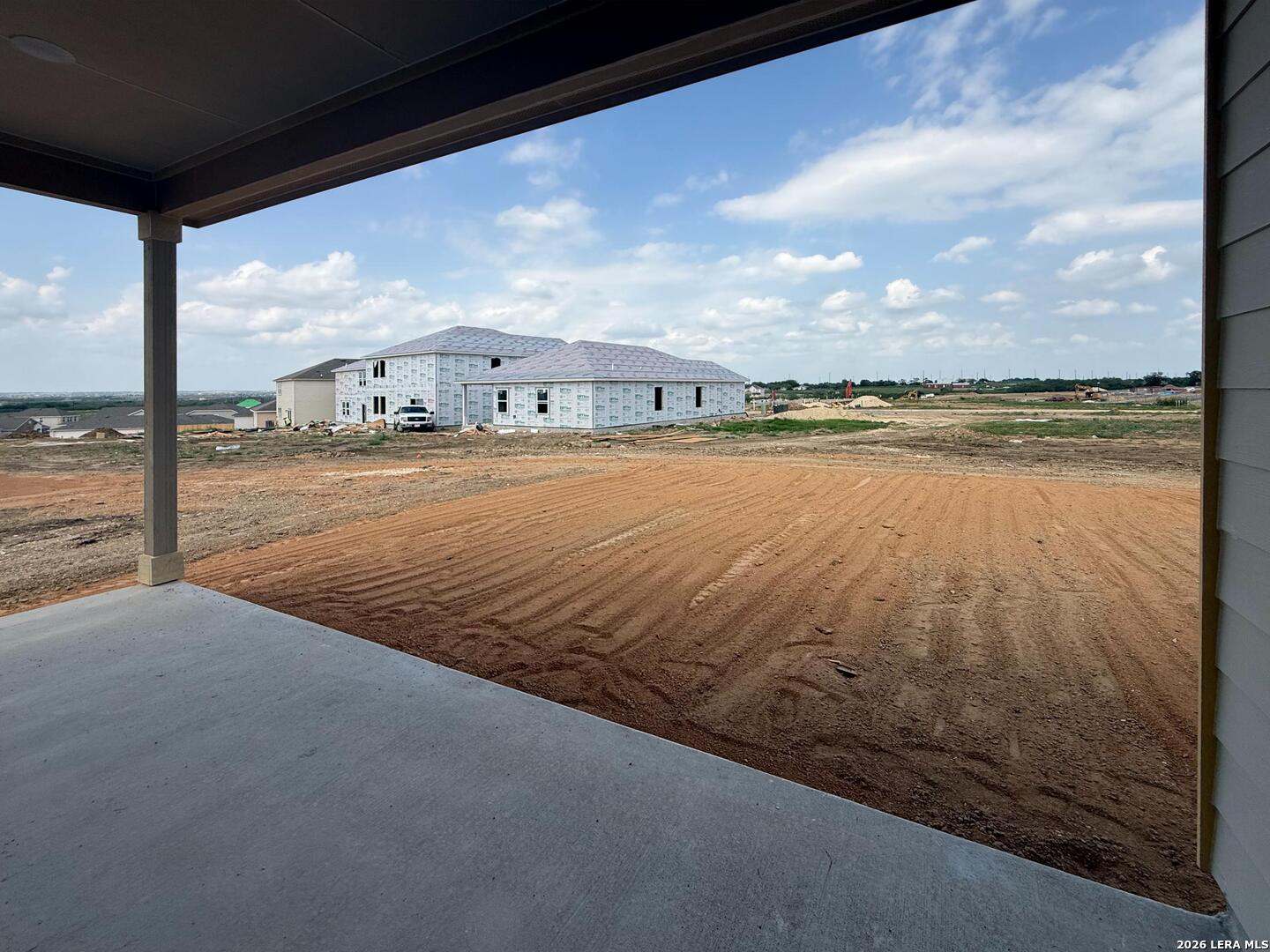 main property photo 34