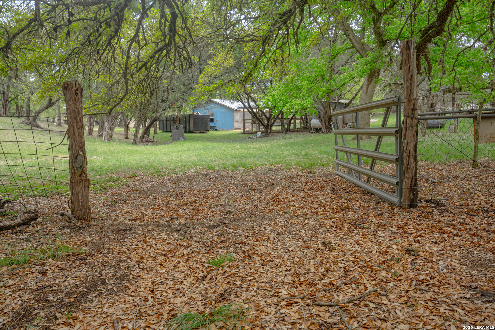 main property photo 16