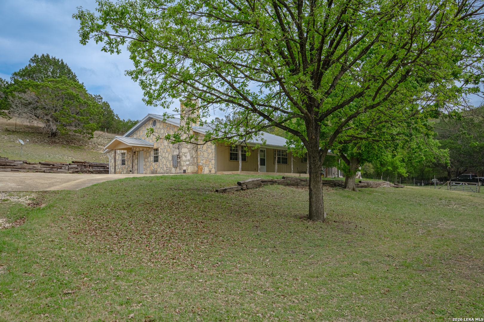 main property photo 46