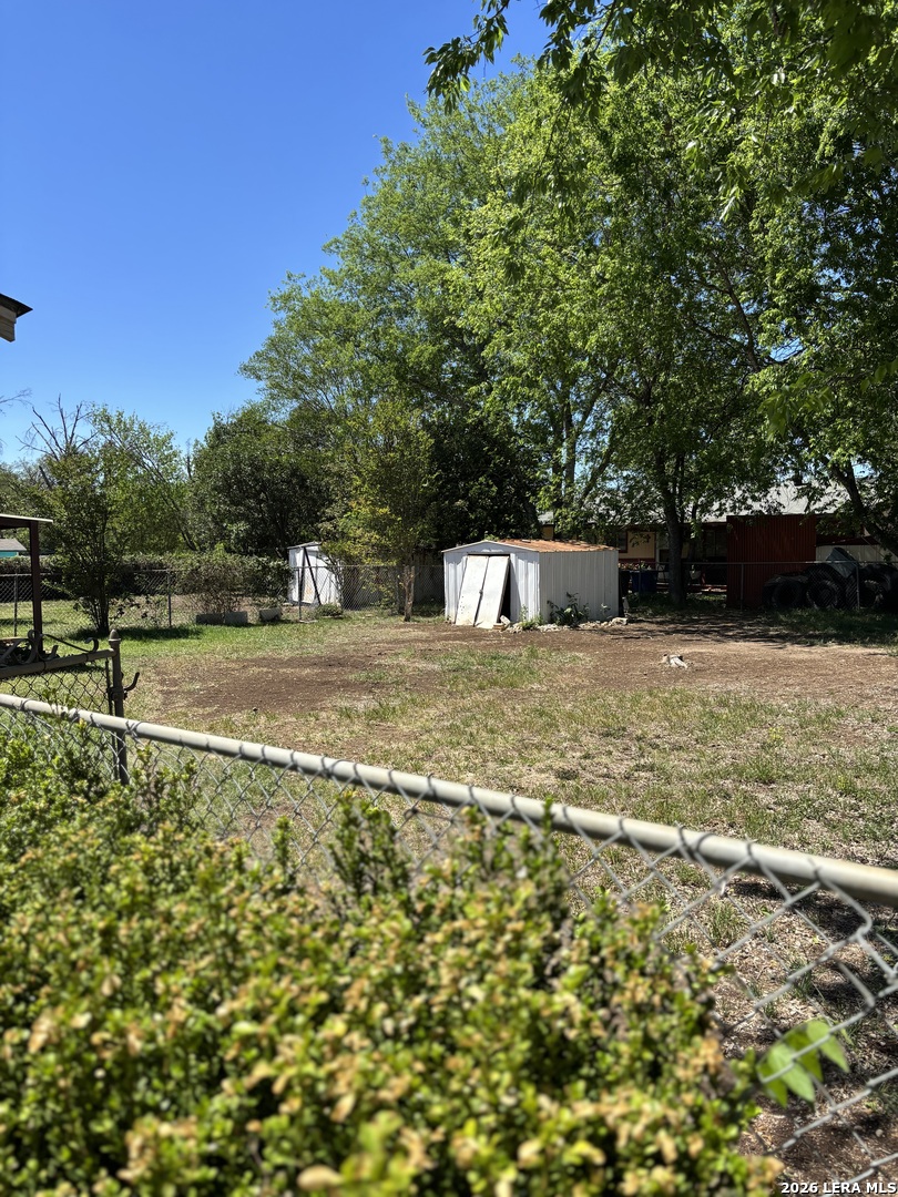 main property photo 29