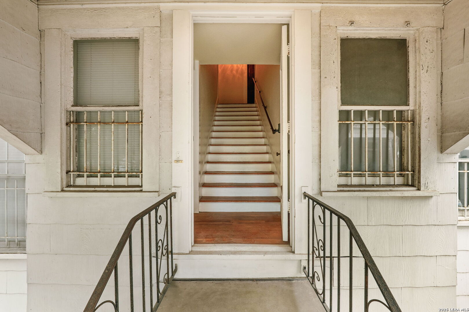 main property photo 14