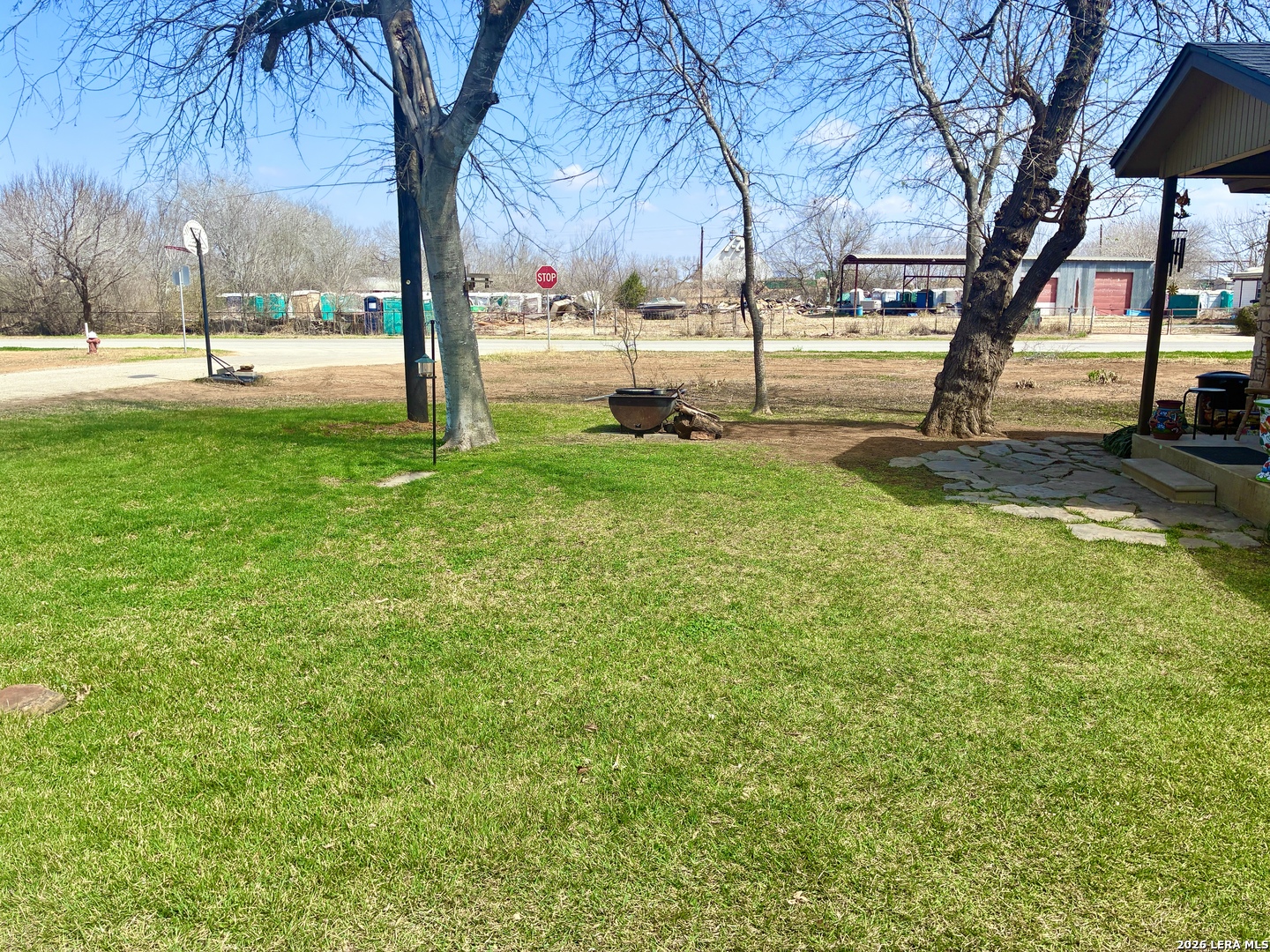 main property photo 12