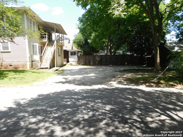 main property photo 11