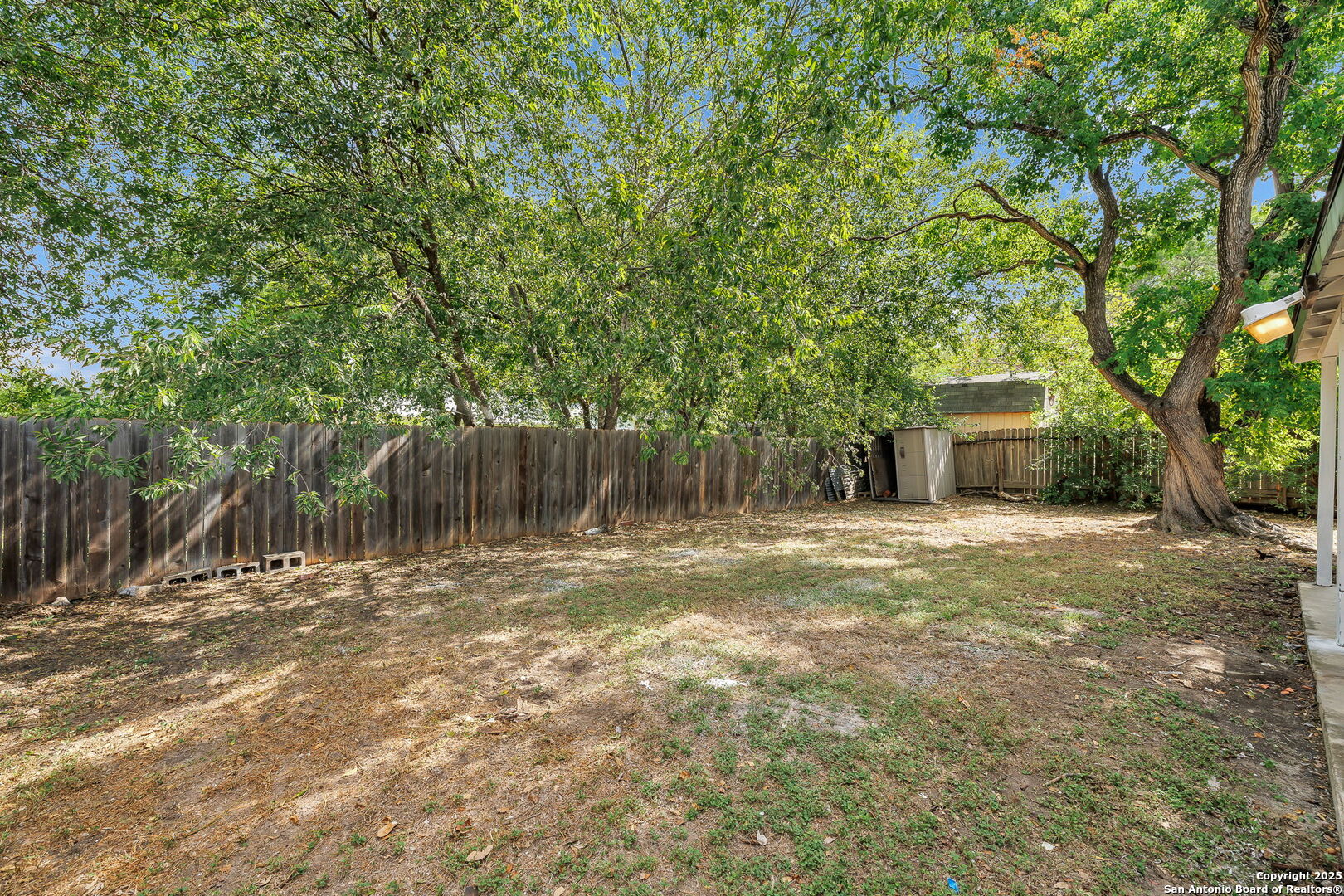main property photo 34