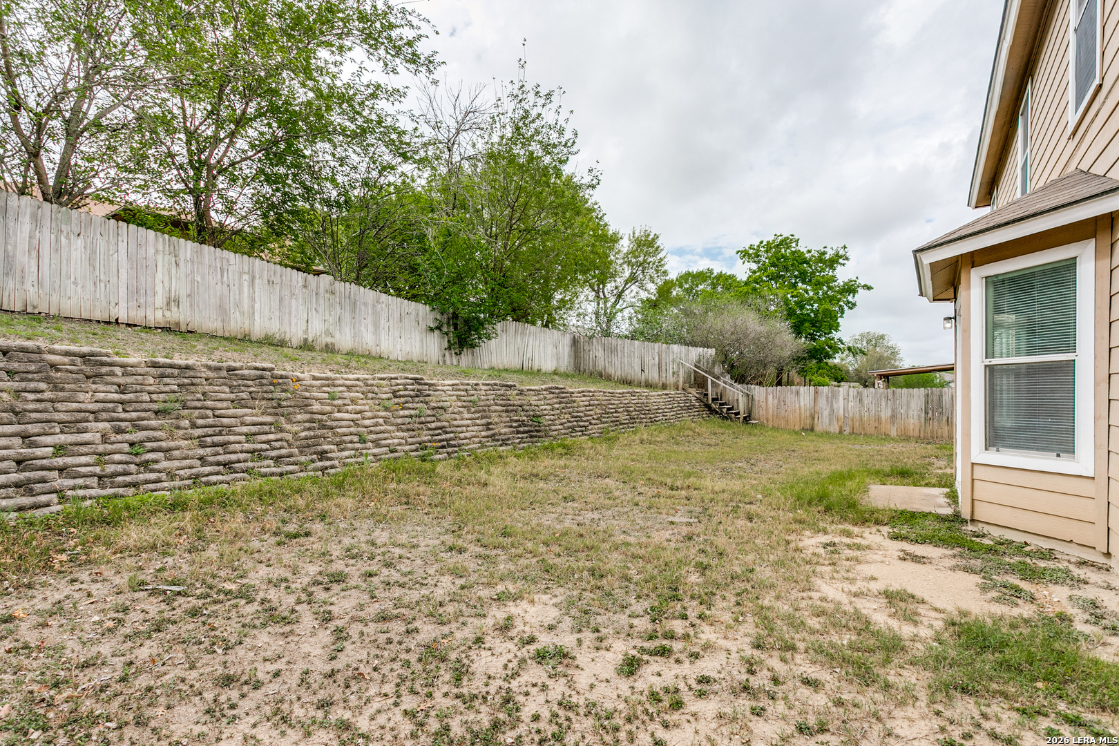 main property photo 22