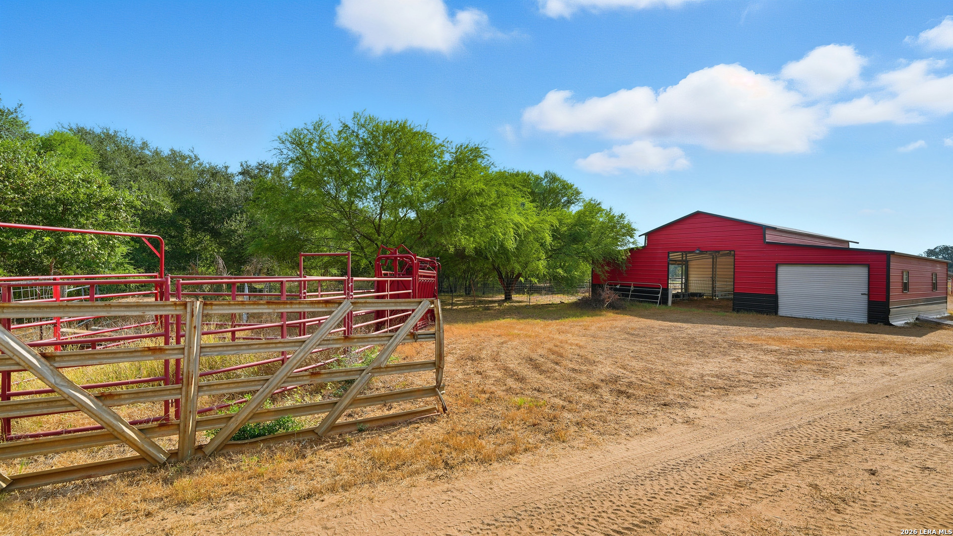 main property photo 26