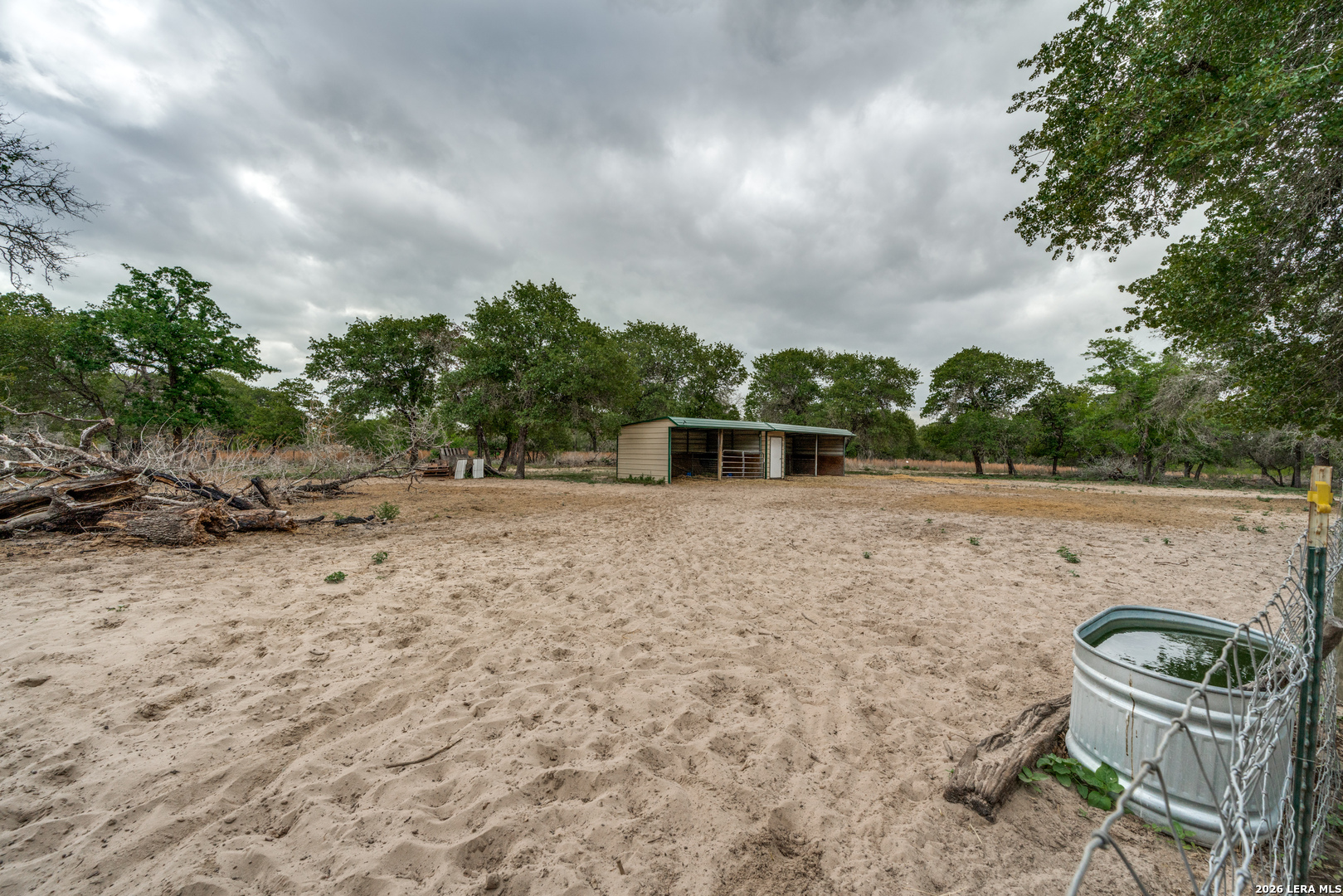 main property photo 20