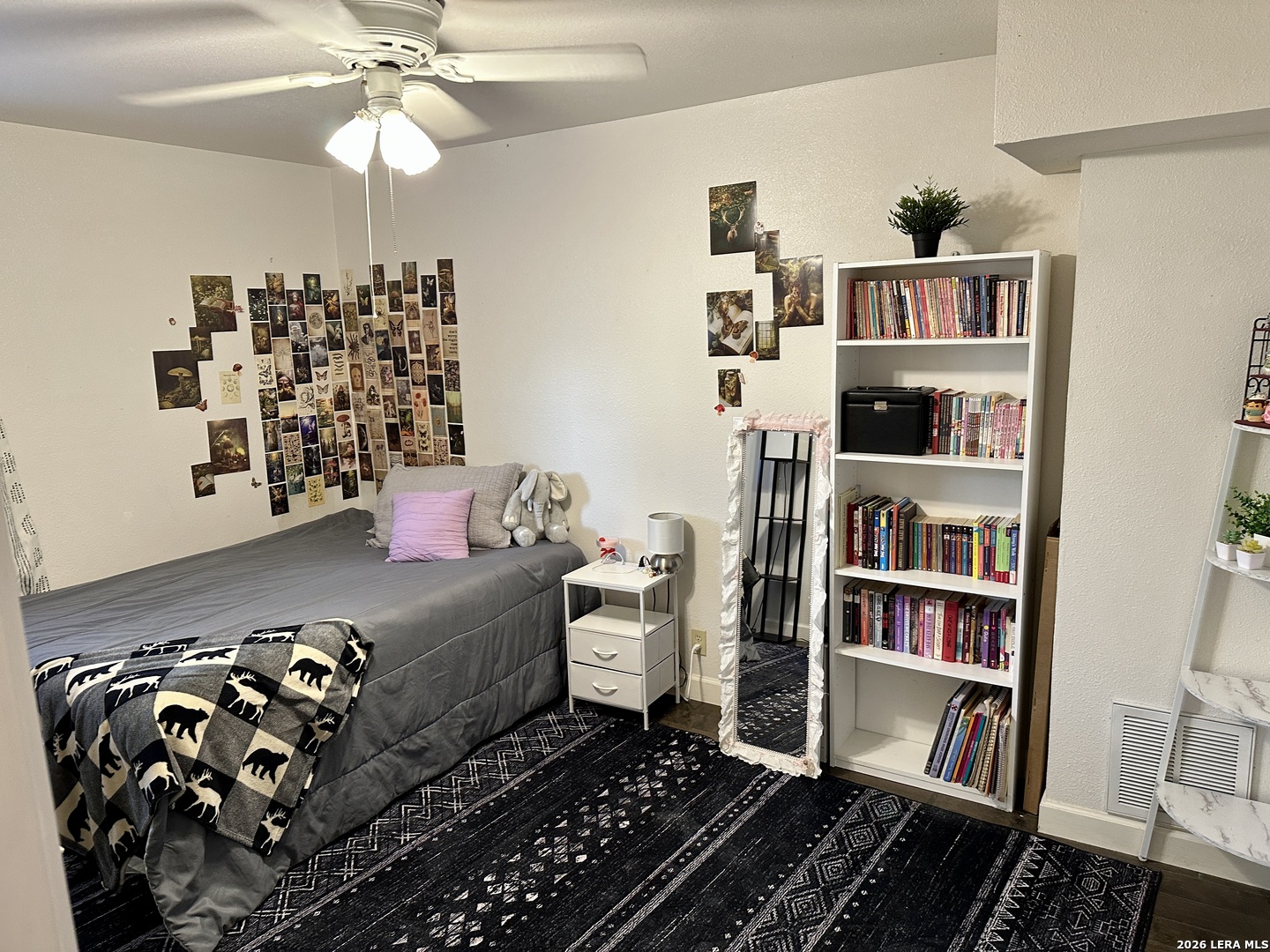 main property photo 31