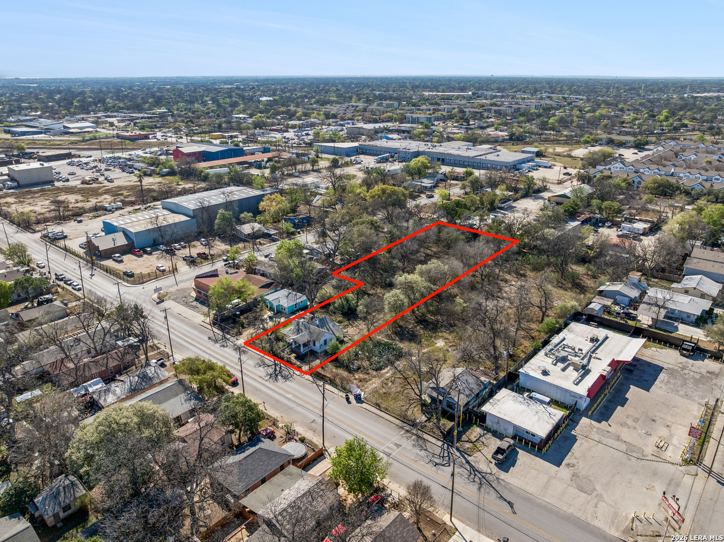 main property photo 11