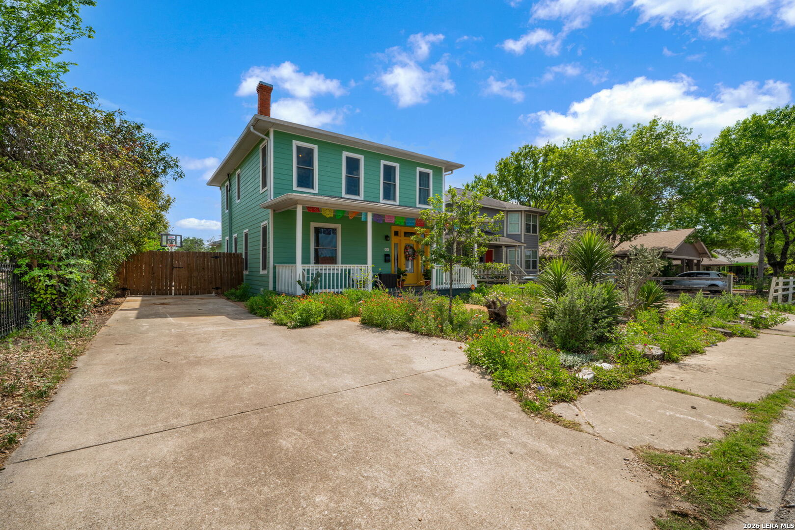 main property photo 2