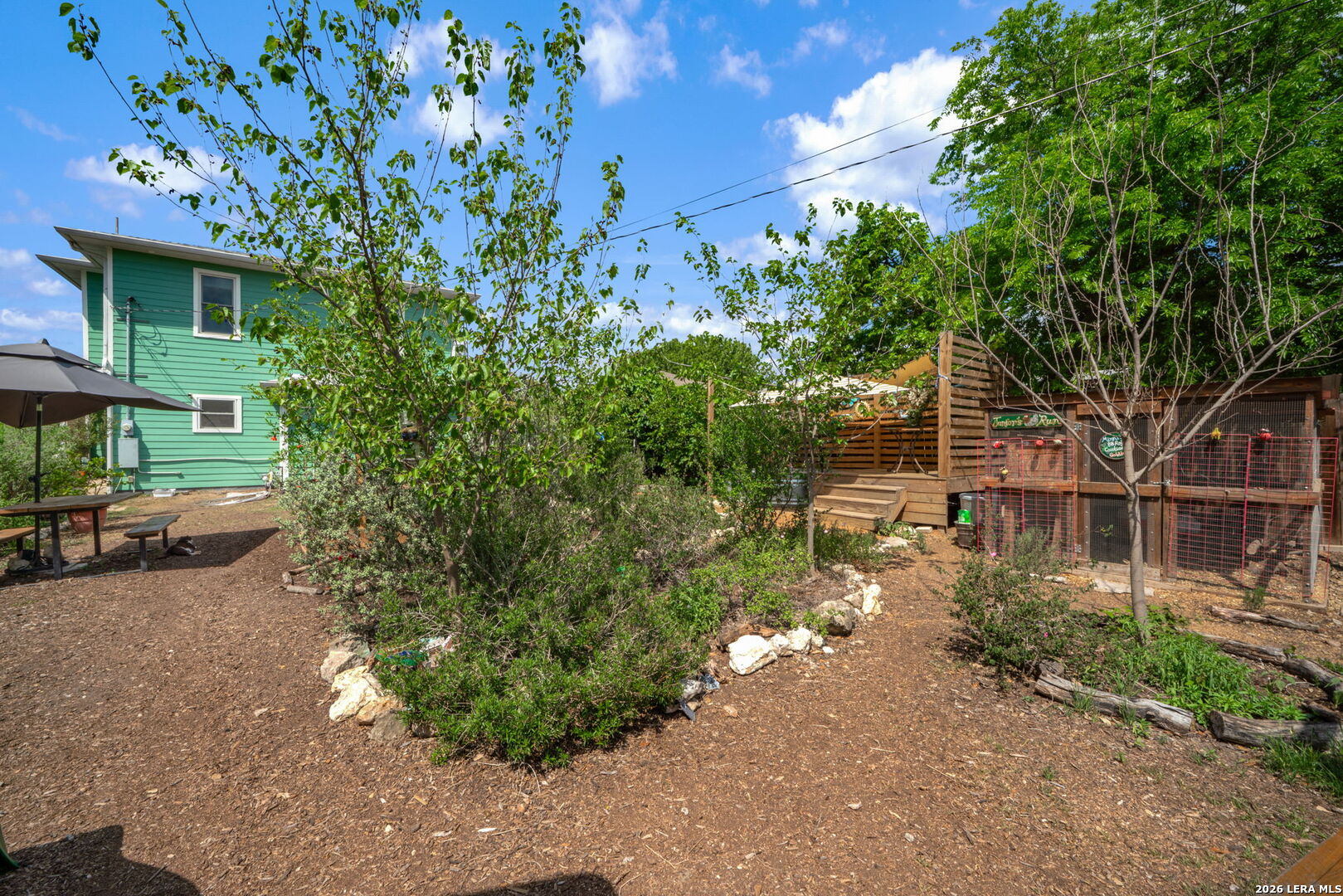 main property photo 37